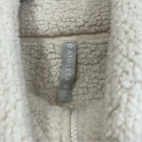 Athleta Tugga Sherpa Jacket Size 1X - Picture 9 of 12